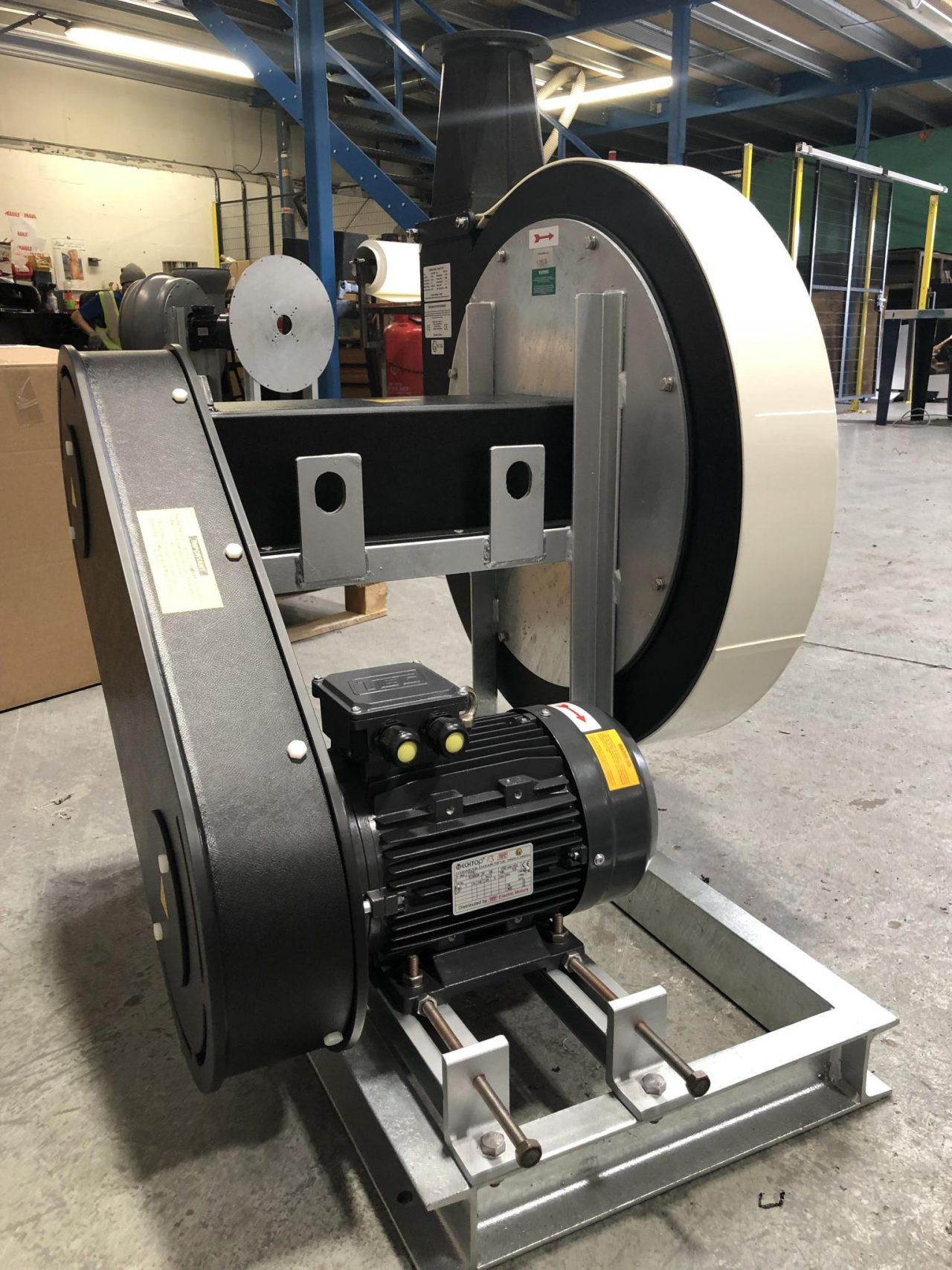 Fan Ranges And Curves Central Fans Colasit